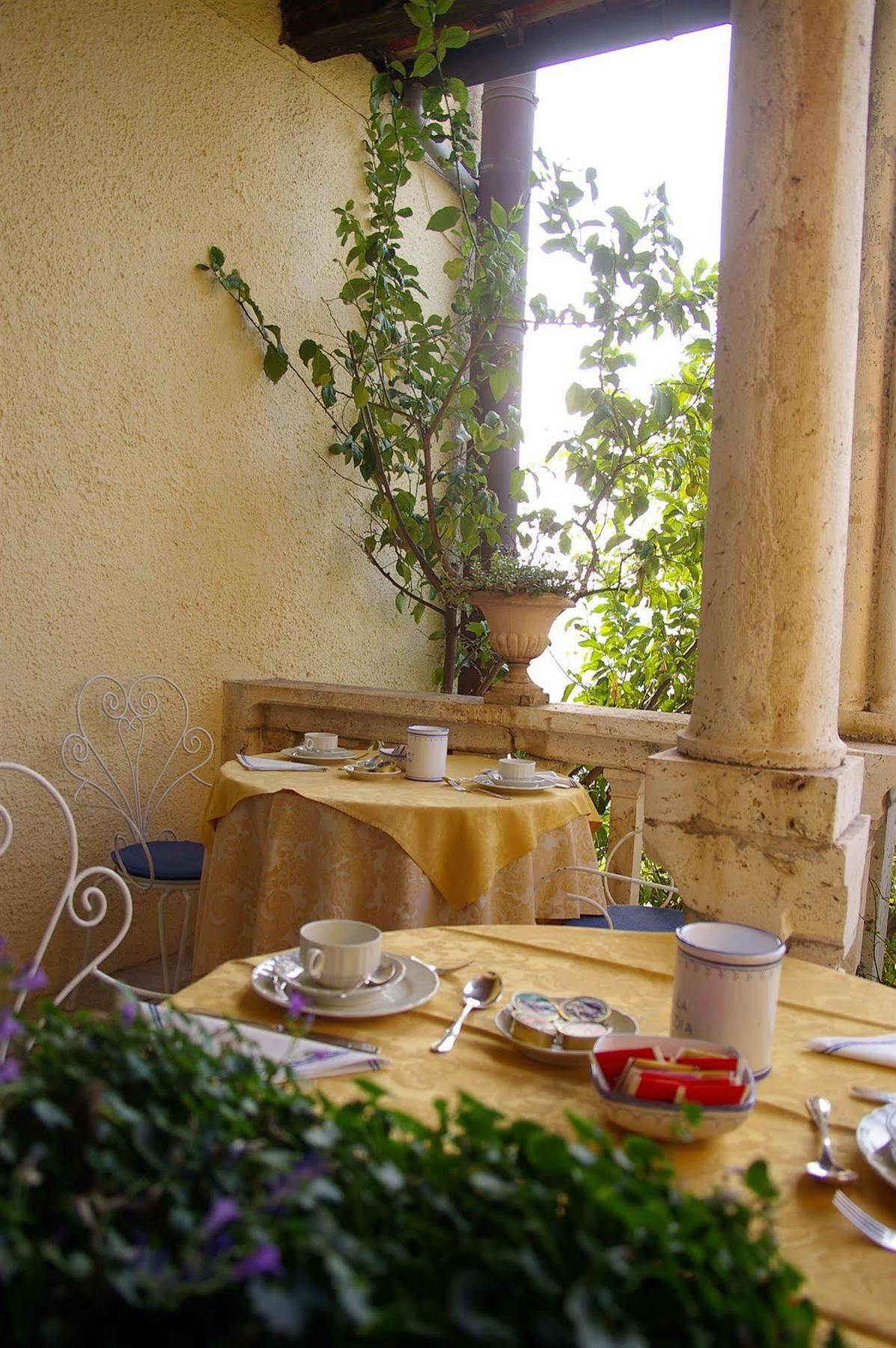 Hotel Villa Clodia Saturnia Exterior photo