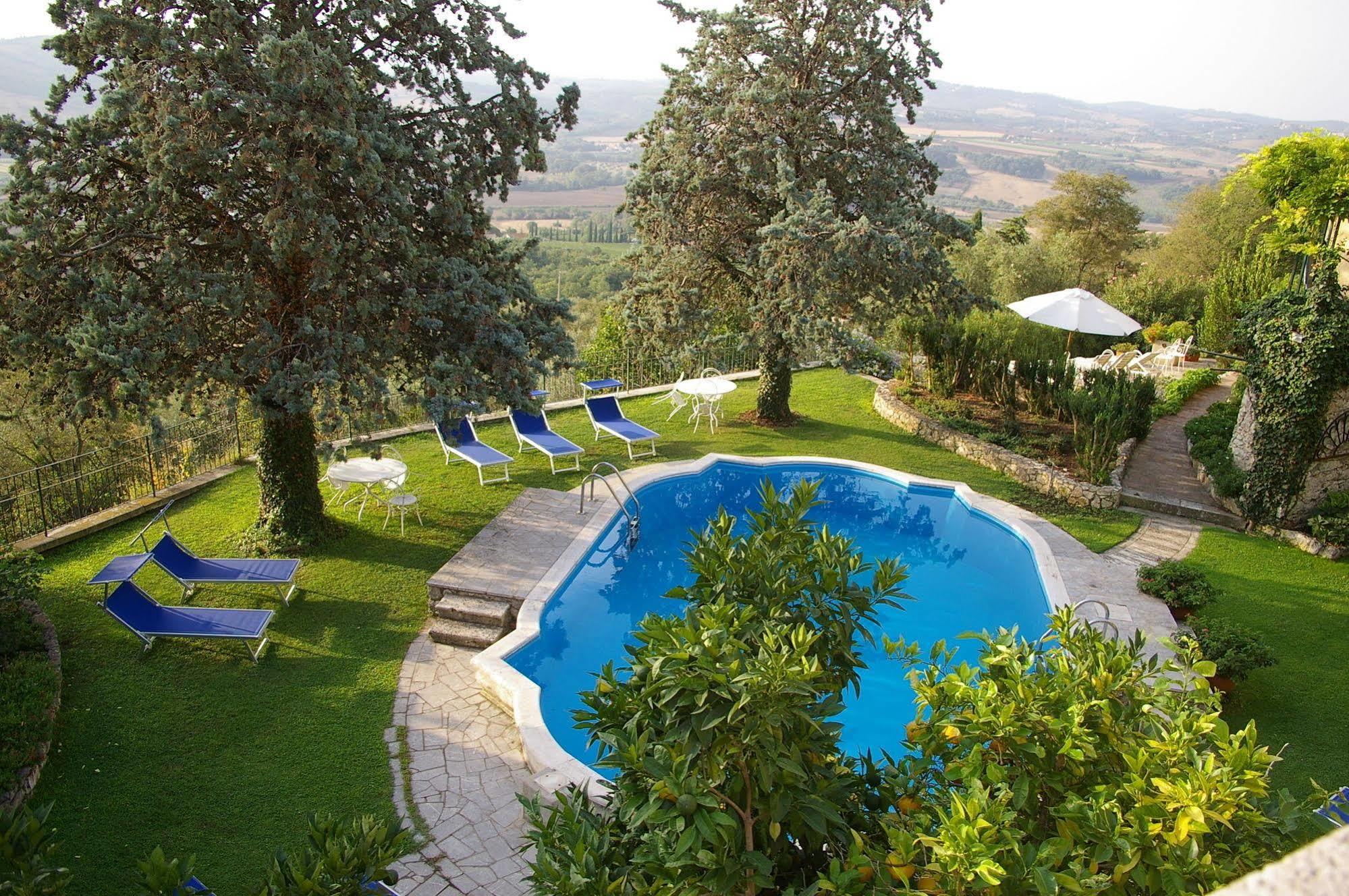 Hotel Villa Clodia Saturnia Exterior photo